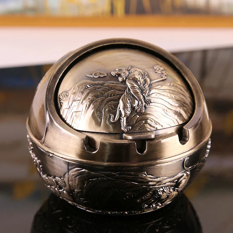 Retro Home Ashtray Creative Personality with Cover Metal Multi-function Office Living Room Anti-flying Ash Decoration Gift